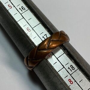 Handcrafted Weaved Design Copper Ring. Size 7